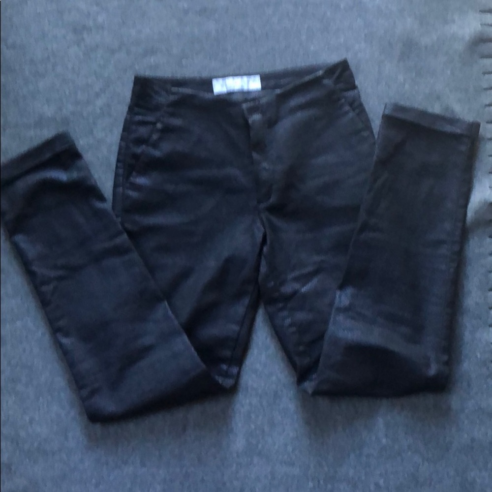 Dismero black shimmer pants
